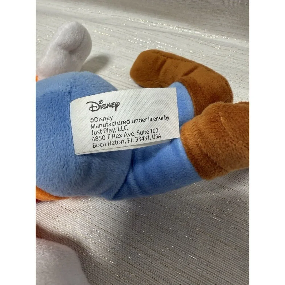 Disney Small Classic Goofy Plush 12in Disney Just Play LLC 12in